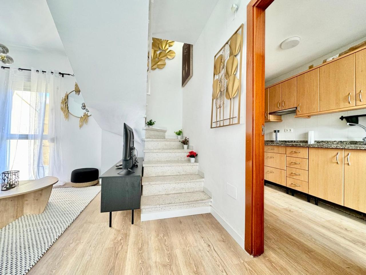 Historic Center Duplex With 3bd Ac & Parking Apartamento